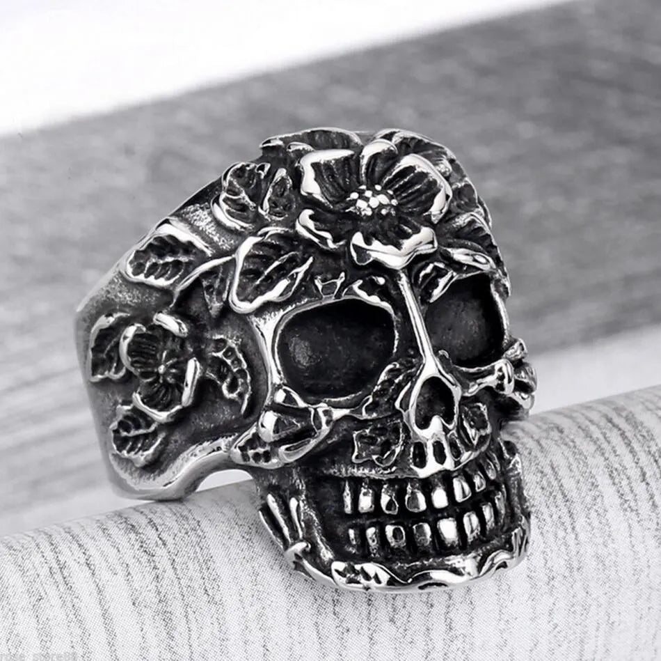 Ring Skull11